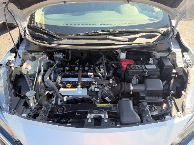 Used 2025 Nissan Versa SV FWD image 27