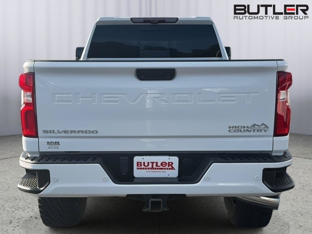 Used 2022 Chevrolet Silverado 2500 High Country AWD/4WD image 5