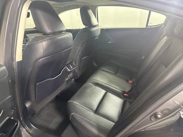 Used 2023 Lexus ES 300h w/ Premium Package FWD image 16