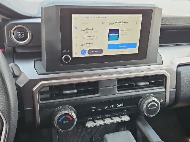 Certified 2025 Toyota 4Runner SR5 AWD/4WD image 27