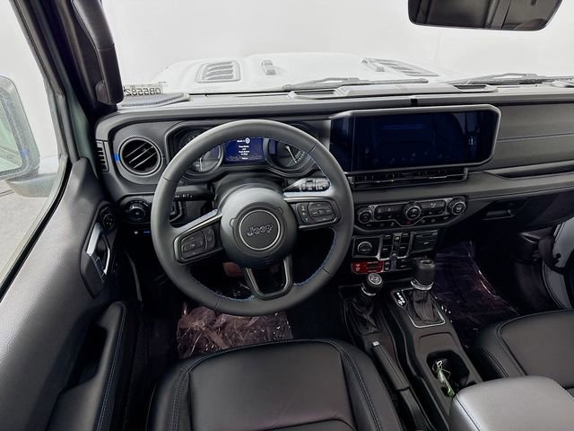 Used 2024 Jeep Wrangler Unlimited Rubicon 4xe image 22