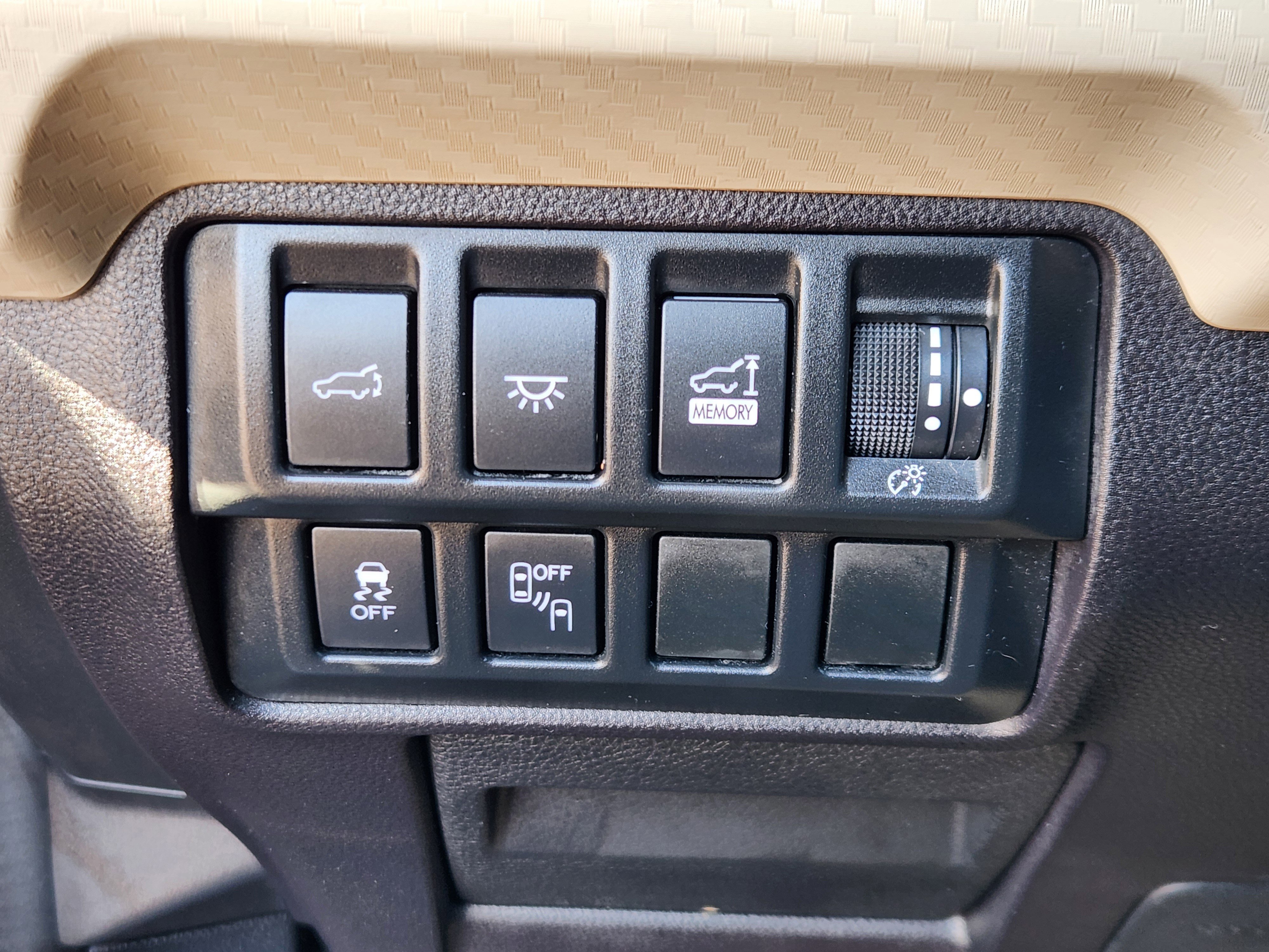 Used 2021 Subaru Ascent Premium w/ Convenience Package image 26