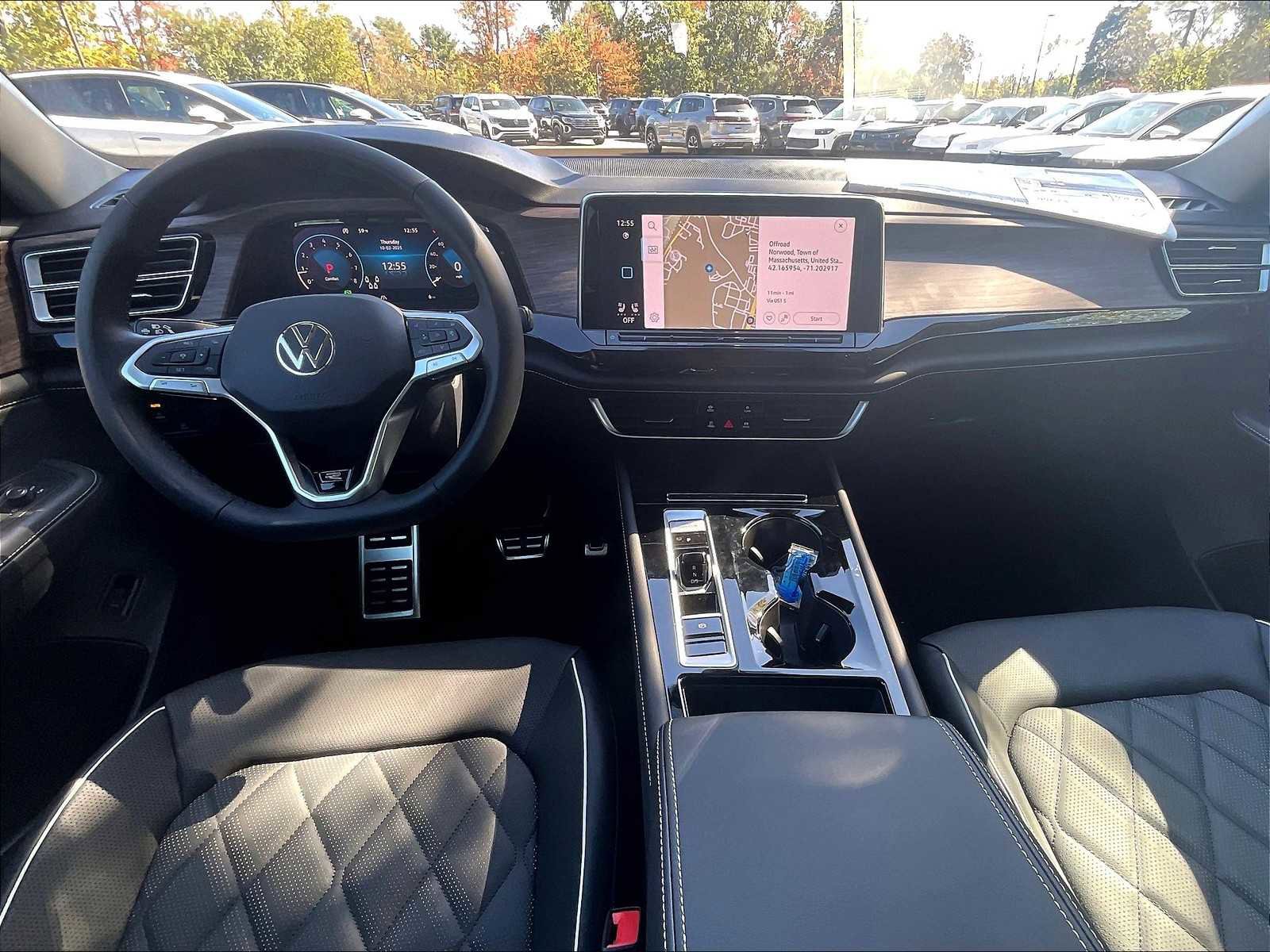 New 2026 Volkswagen Atlas SEL Premium R-Line image 12