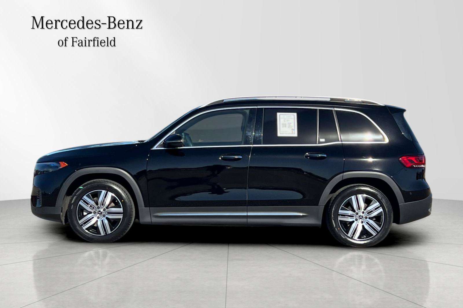 Used 2023 Mercedes-Benz EQB 300 4MATIC image 5