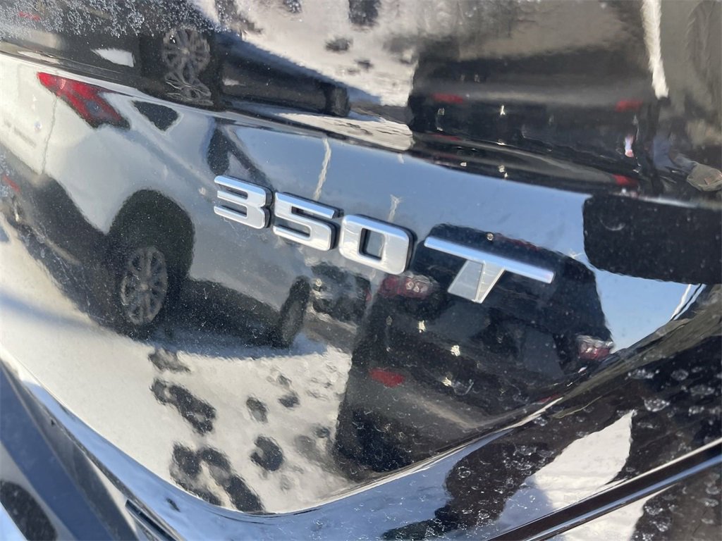 Used 2025 Cadillac CT4 Premium Luxury image 9