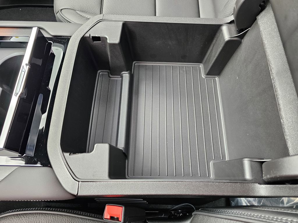 New 2026 GMC Yukon Denali w/ Sun & Power Step Package image 32