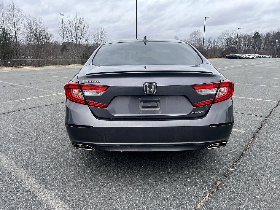 Used 2019 Honda Accord Sport image 4