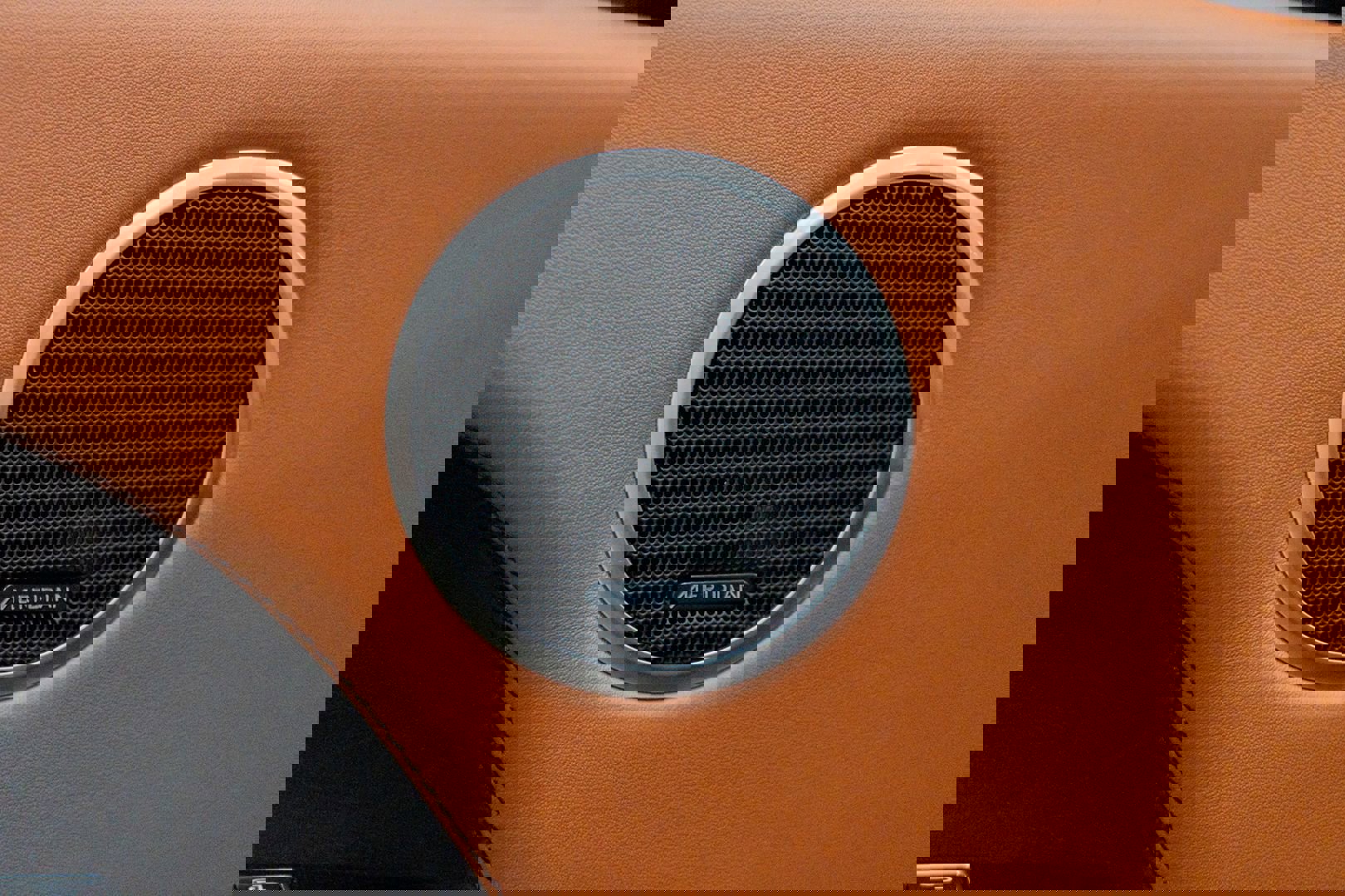 Used 2017 Land Rover Range Rover Sport Autobiography image 12