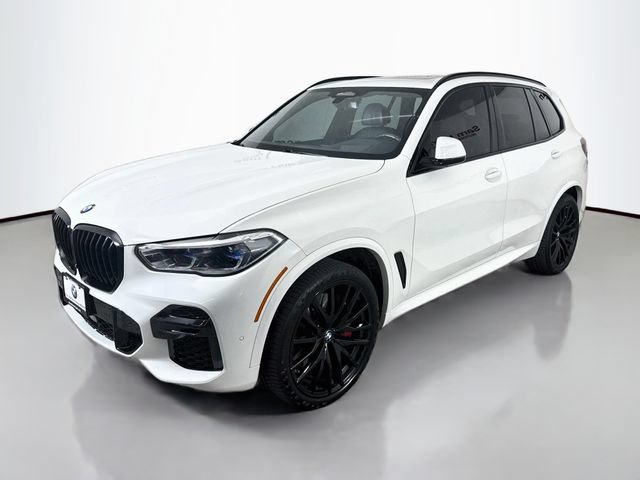 Used 2022 BMW X5 M50i w/ Executive Package AWD/4WD image 3