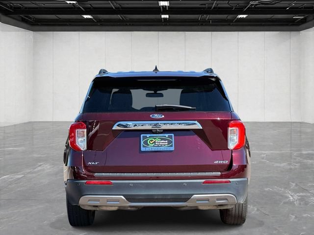 Used 2022 Ford Explorer XLT w/ Equipment Group 202A AWD/4WD image 3