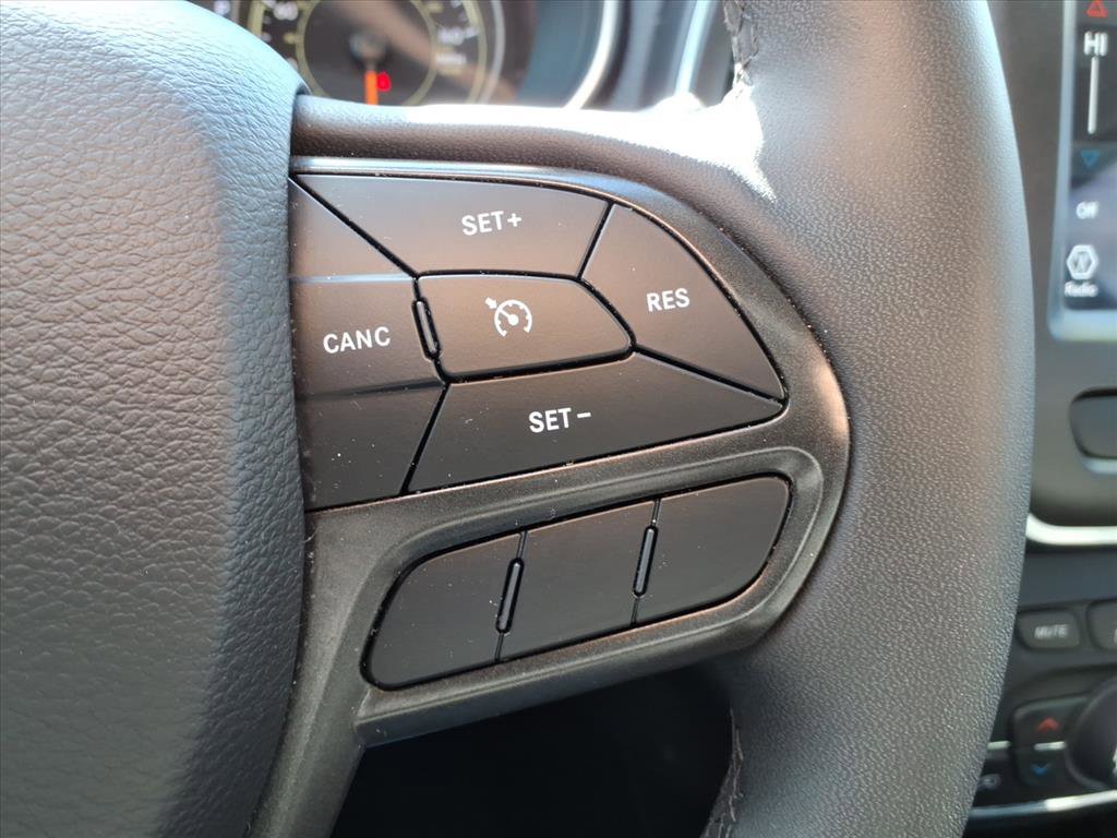 Used 2022 Jeep Cherokee Trailhawk w/ Premium Leather Package image 20