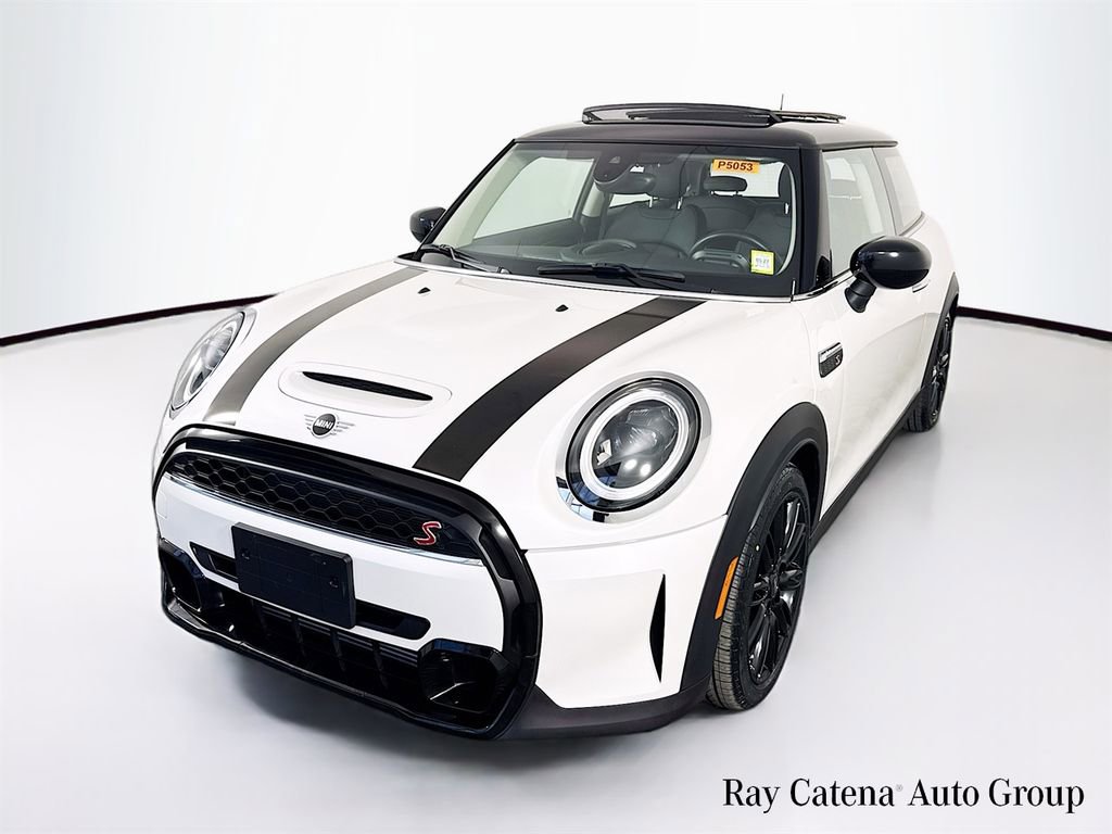 Used 2023 MINI Cooper S FWD image 3