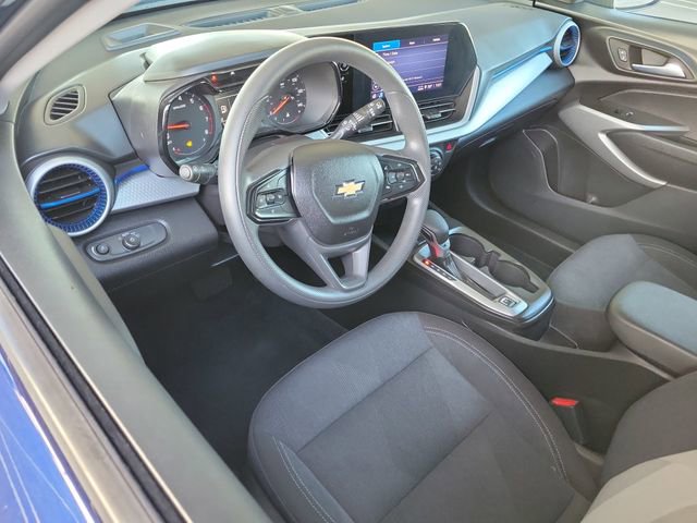 Used 2024 Chevrolet Trax LS w/ LS Convenience Package image 6