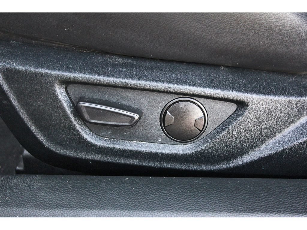Used 2022 Ford Mustang GT Premium w/ Equipment Group 401A RWD image 30