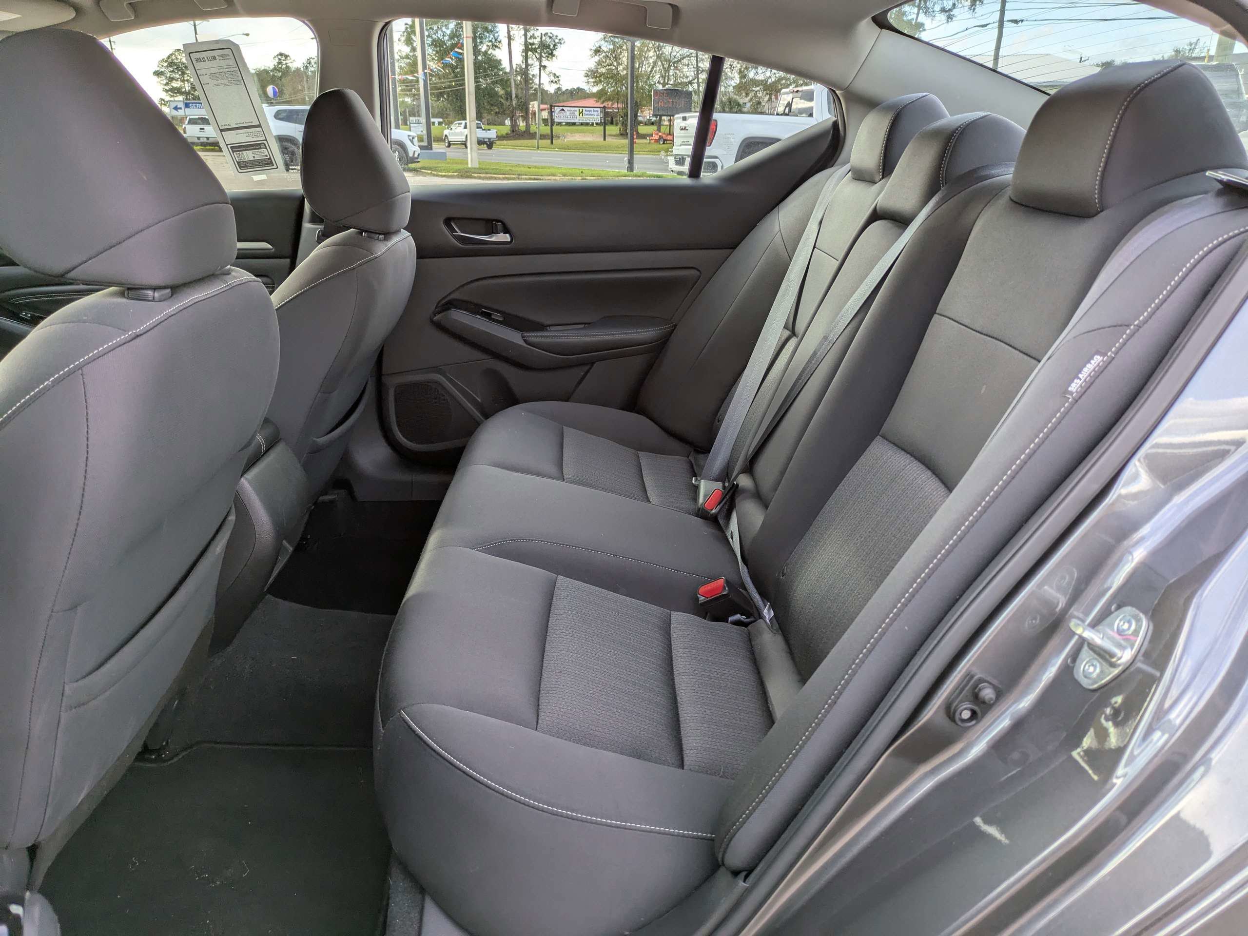 Used 2021 Nissan Altima 2.5 SV w/ SV Premium Package image 17