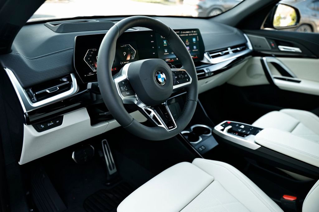 New 2026 BMW X2 xDrive28i w/ Technology Package AWD/4WD image 19