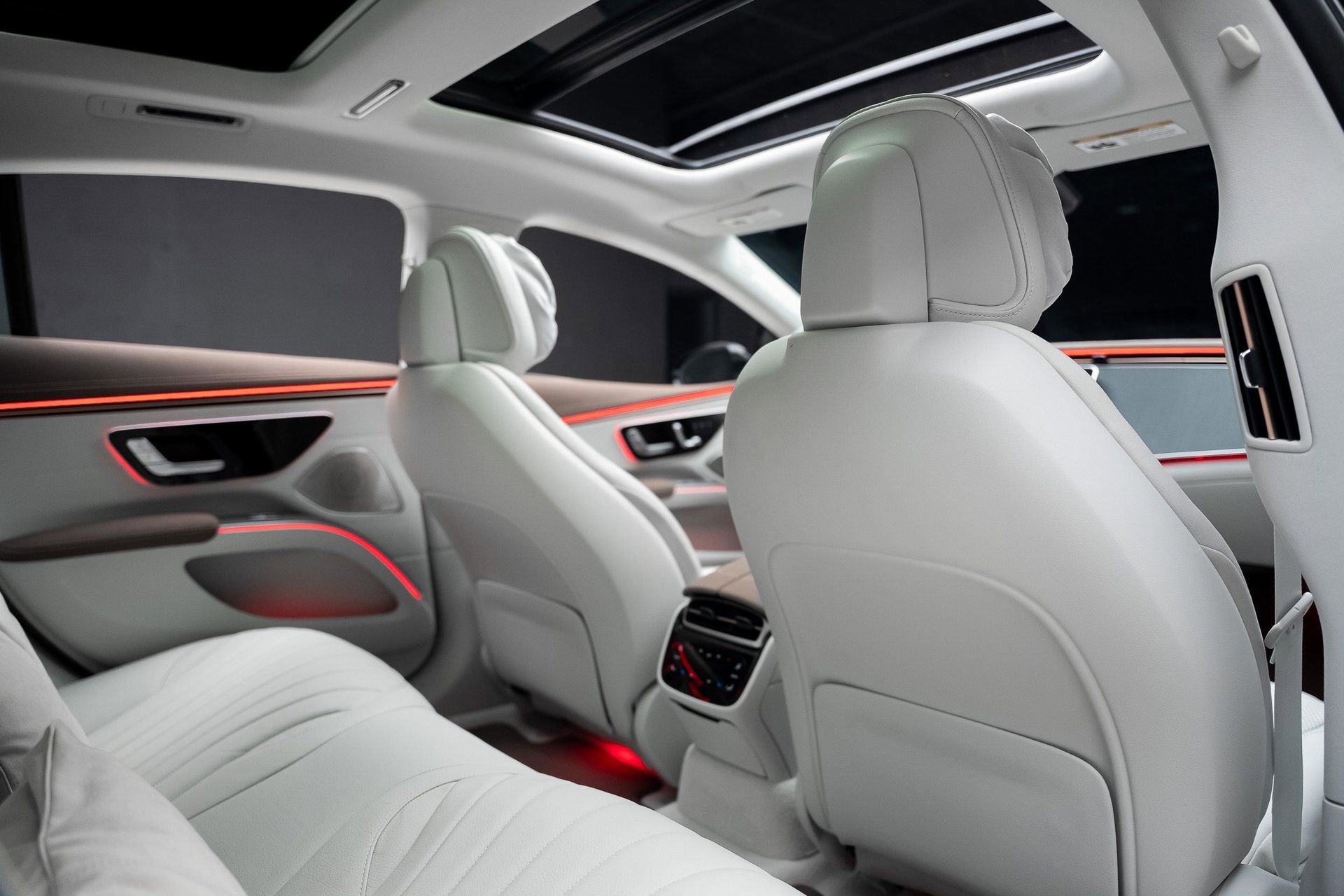 Used 2023 Mercedes-Benz EQS 450+ Sedan w/ AMG Line Exterior Package image 66