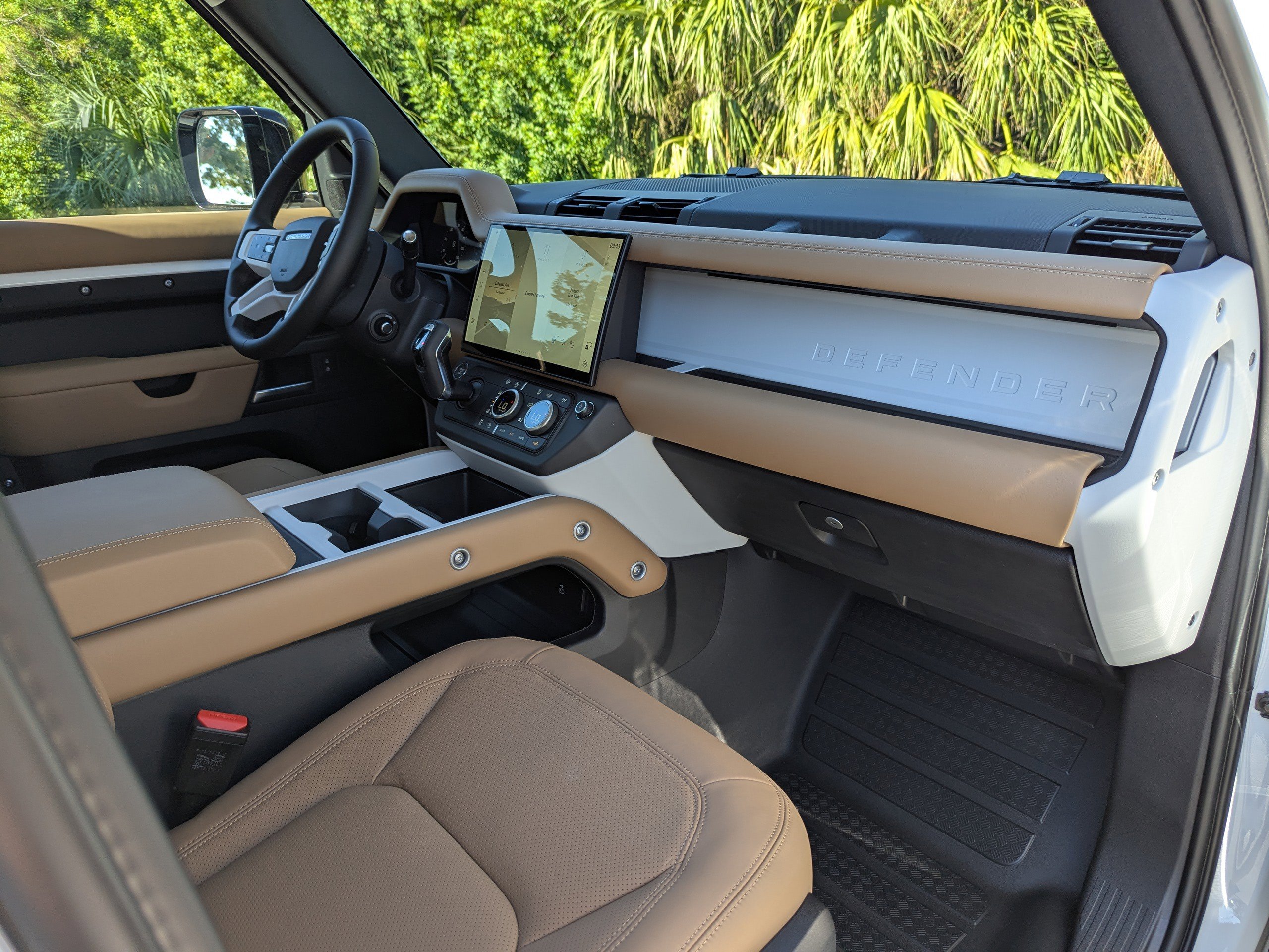 New 2026 Land Rover Defender 110 S image 14