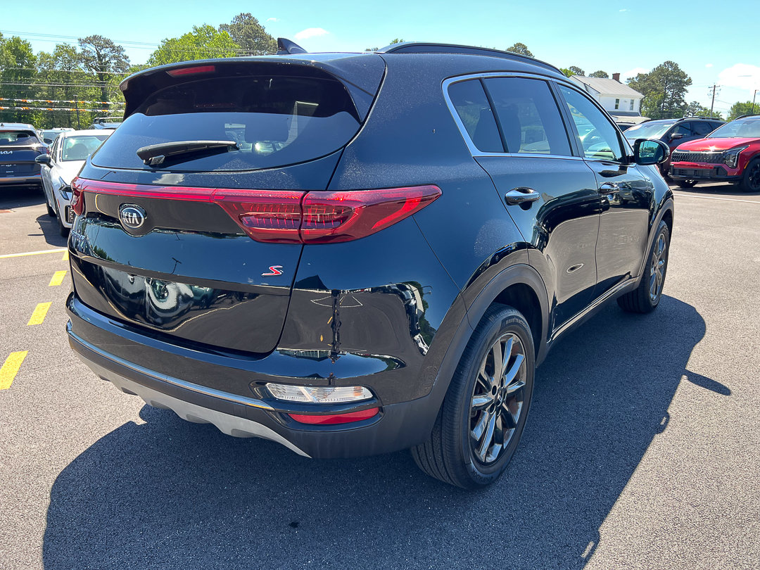 Used 2020 Kia Sportage S w/ S Premium Package AWD/4WD image 6
