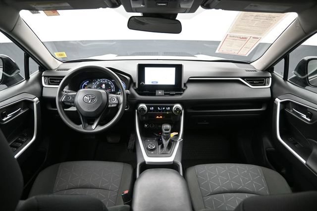 Certified 2025 Toyota RAV4 XLE AWD/4WD image 11