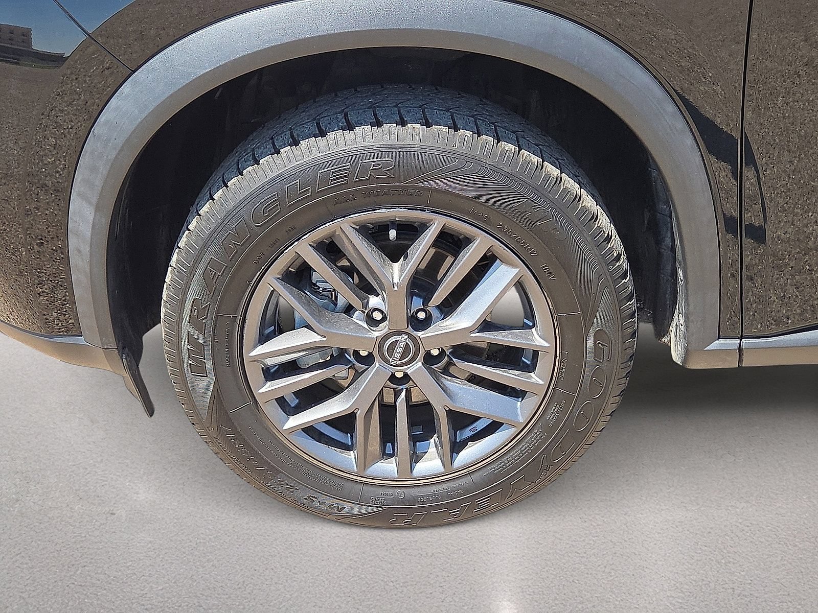 Used 2023 Nissan Rogue S FWD image 10