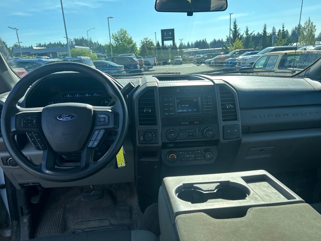 Used 2017 Ford F250 XL w/ Power Equipment Group AWD/4WD image 6