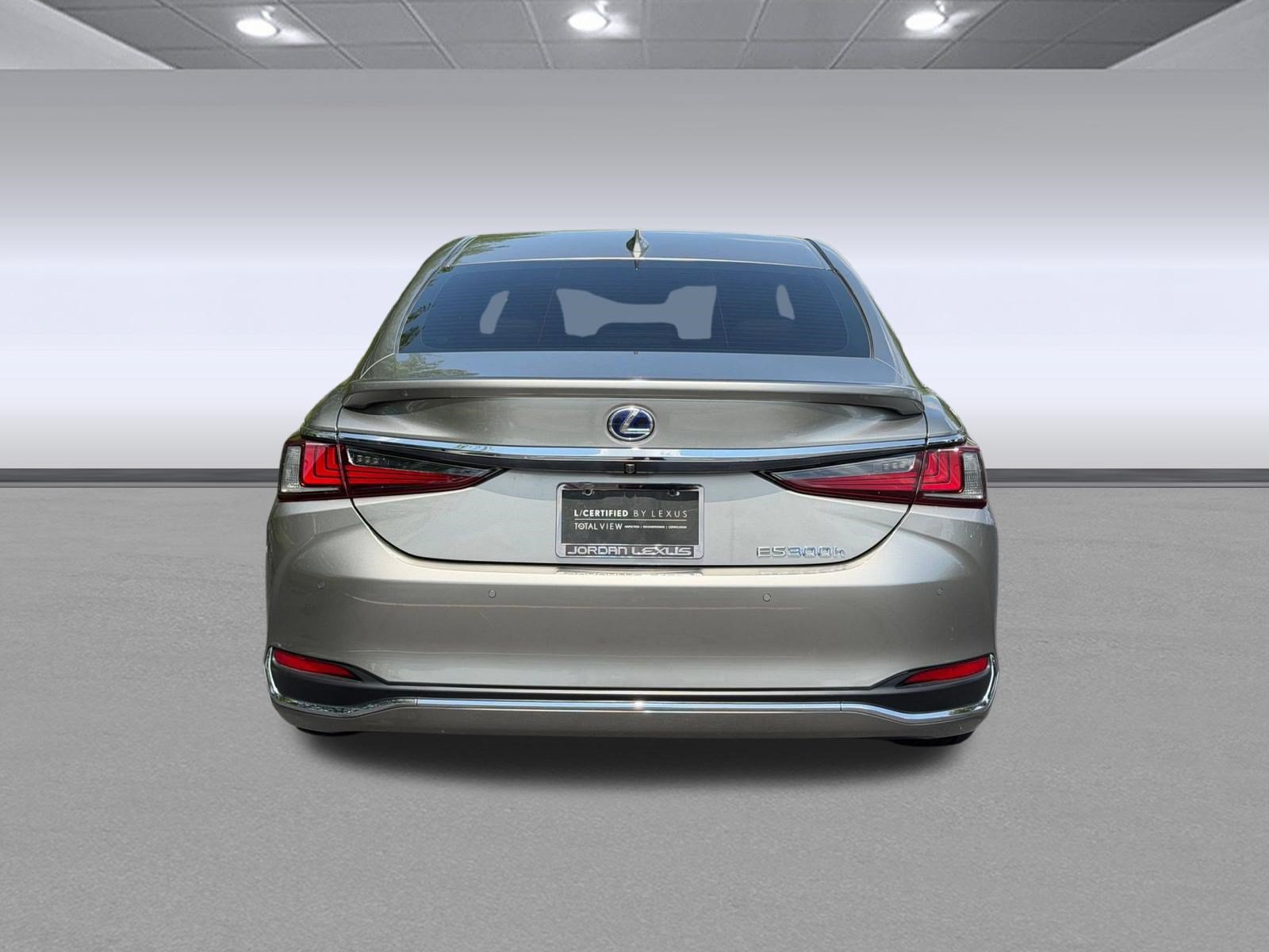 Certified 2021 Lexus ES 300h Ultra Luxury FWD image 11