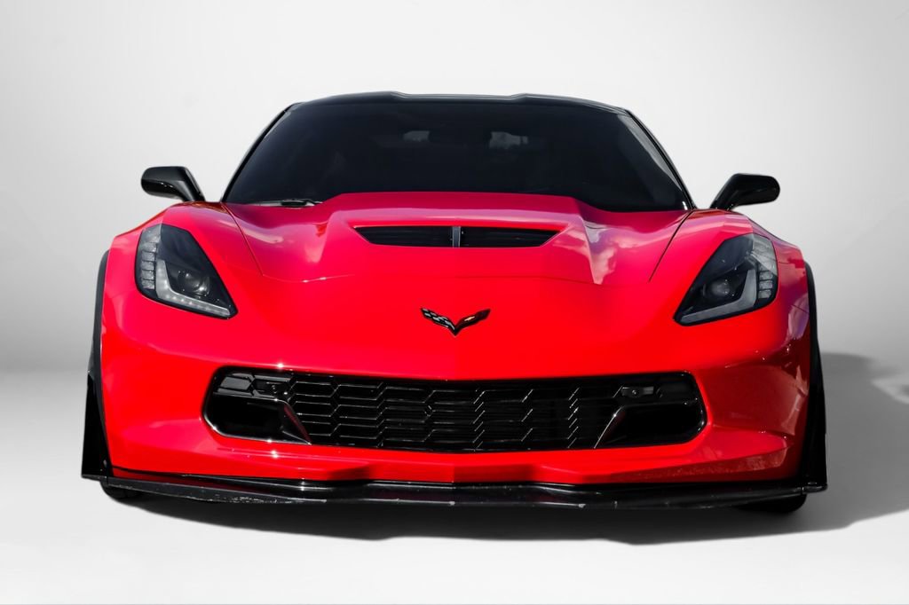 Used 2016 Chevrolet Corvette Z06 w/ 3LZ Preferred Equipment Group RWD image 3