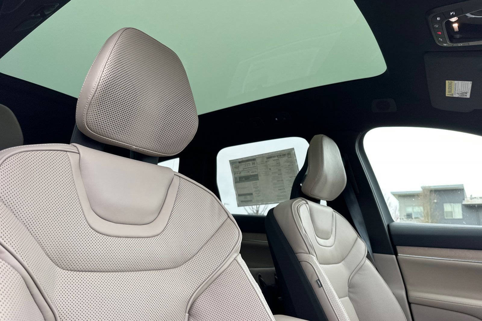 New 2026 Volvo EX90 Ultra image 17