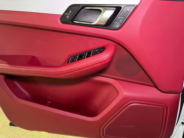 Certified 2023 Porsche Macan Turbo image 36