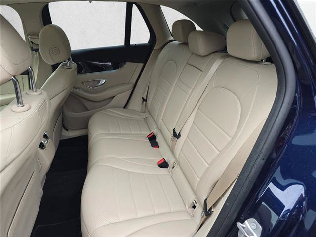 Used 2019 Mercedes-Benz GLC 300 4MATIC image 14