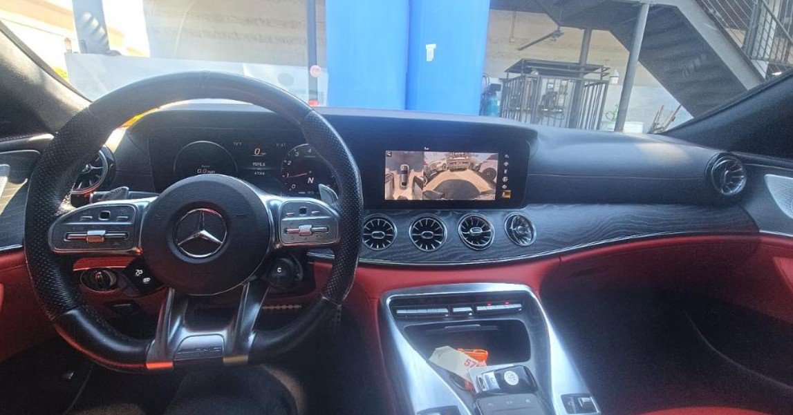 Used 2021 Mercedes-Benz AMG GT 43 image 4