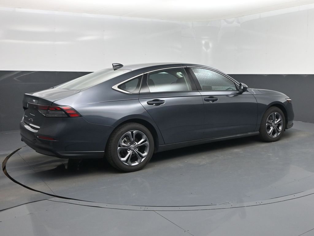 Used 2023 Honda Accord EX image 3