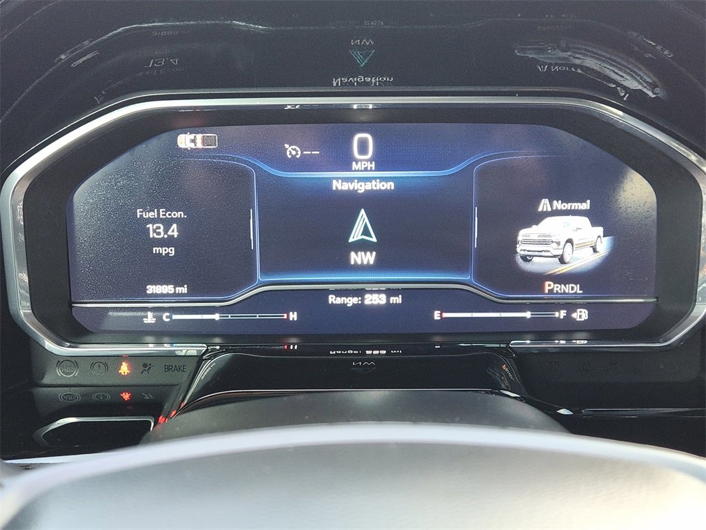 Used 2024 Chevrolet Silverado 1500 LT image 17