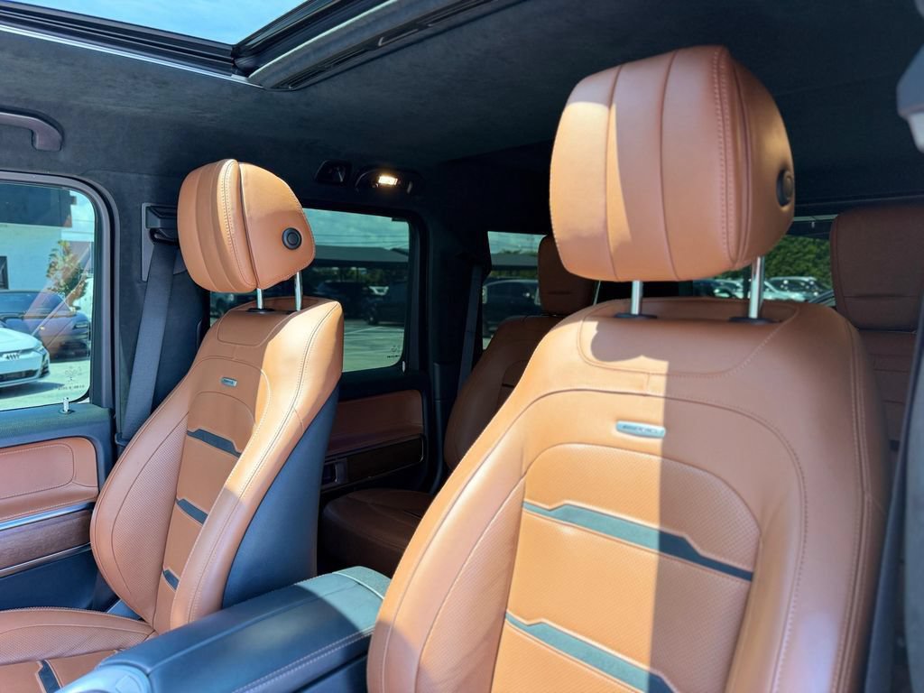 Used 2021 Mercedes-Benz G 63 AMG 4MATIC w/ G Manufaktur Interior Package image 23