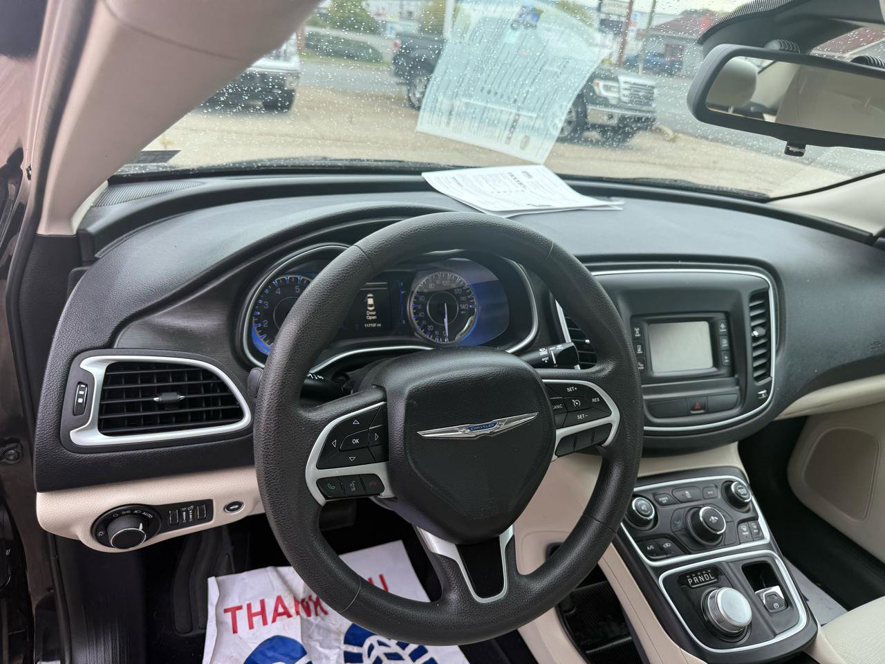 Used 2015 Chrysler 200 Limited image 32