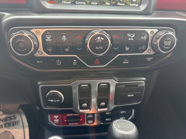 Used 2023 Jeep Wrangler Rubicon w/ Cold Weather Group AWD/4WD image 15