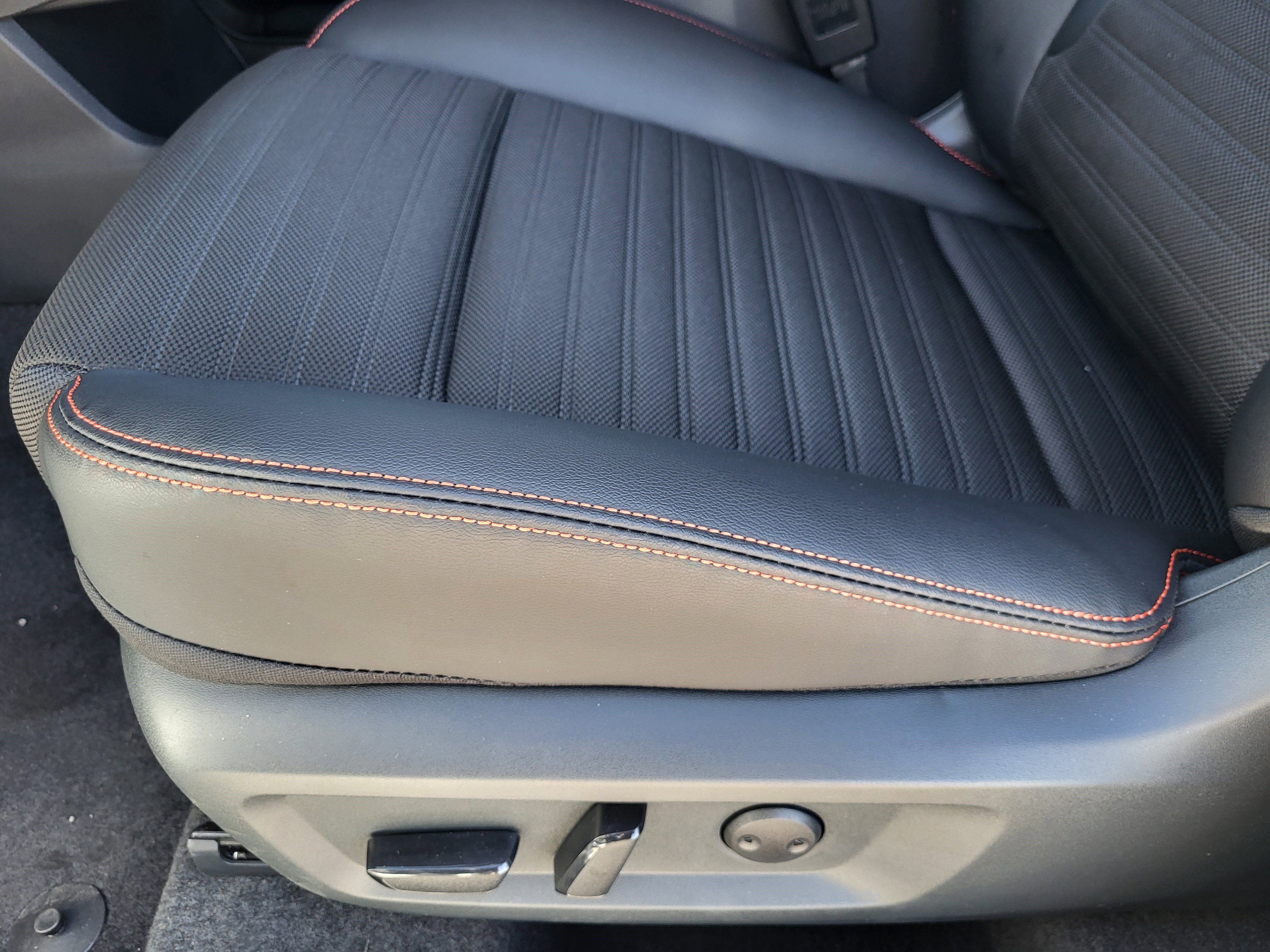 New 2026 Nissan Rogue SV image 9