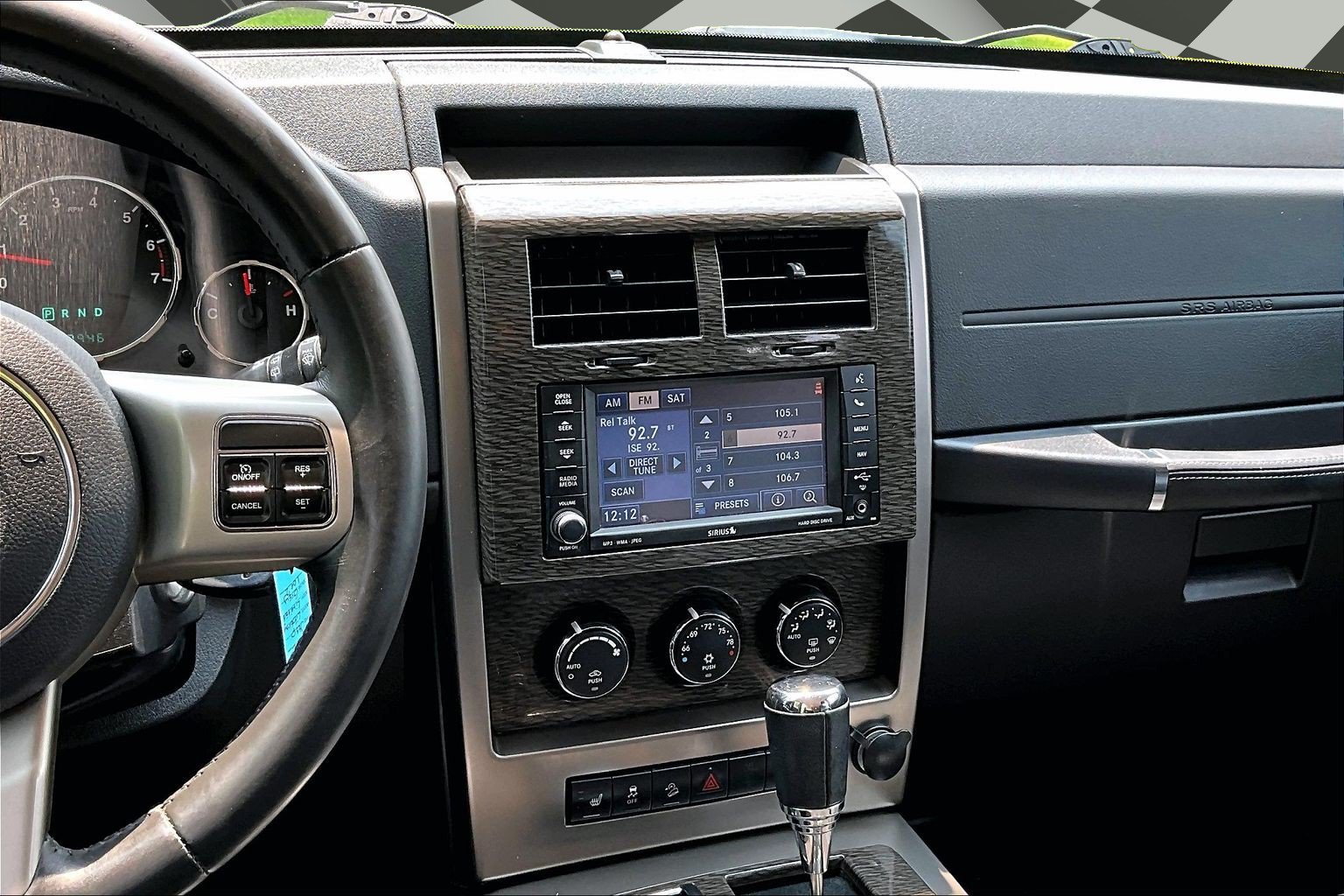 Used 2012 Jeep Liberty Limited Jet w/ Comfort/Convenience Group AWD/4WD image 6