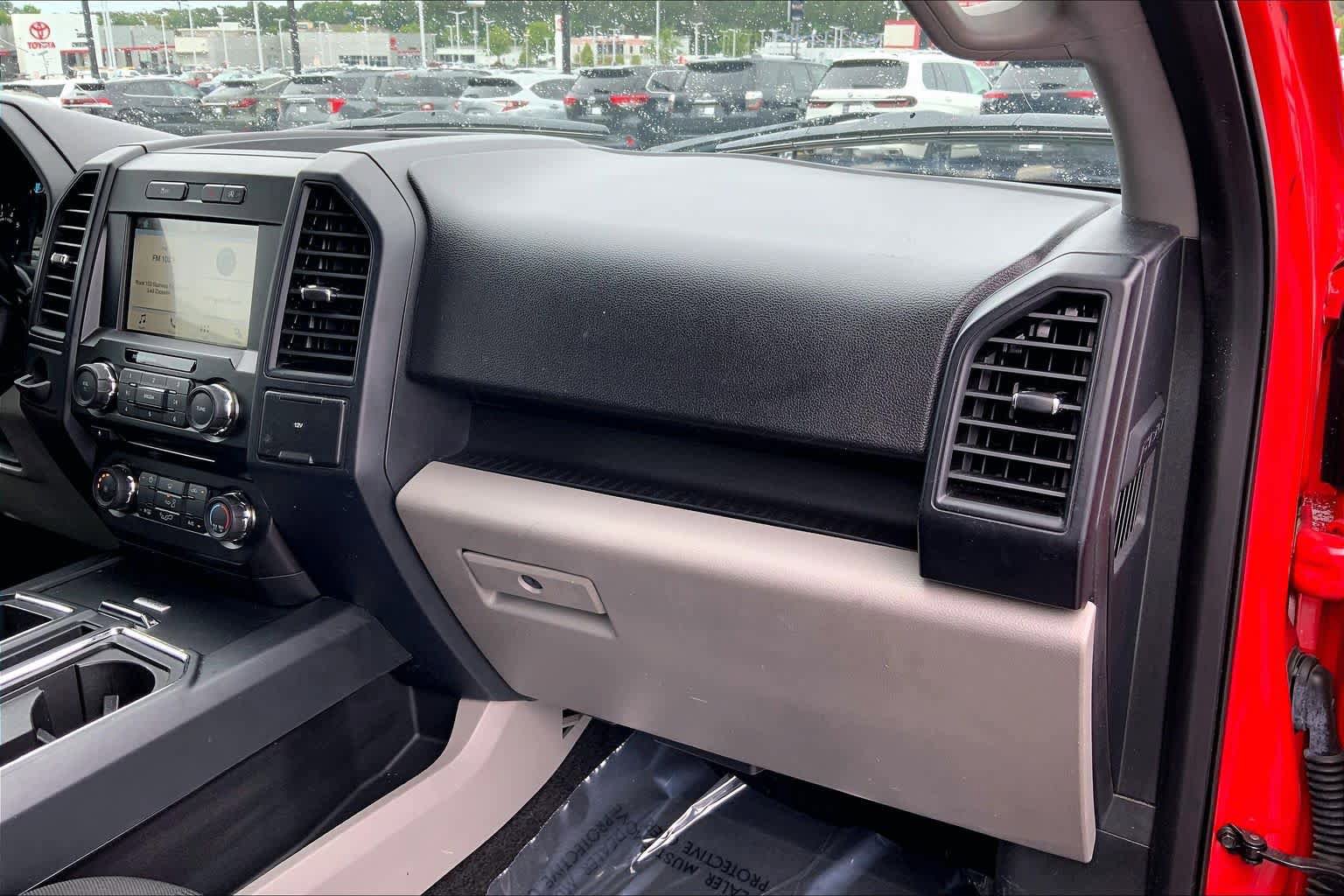 Used 2018 Ford F150 XL w/ Equipment Group 101A Mid RWD image 18