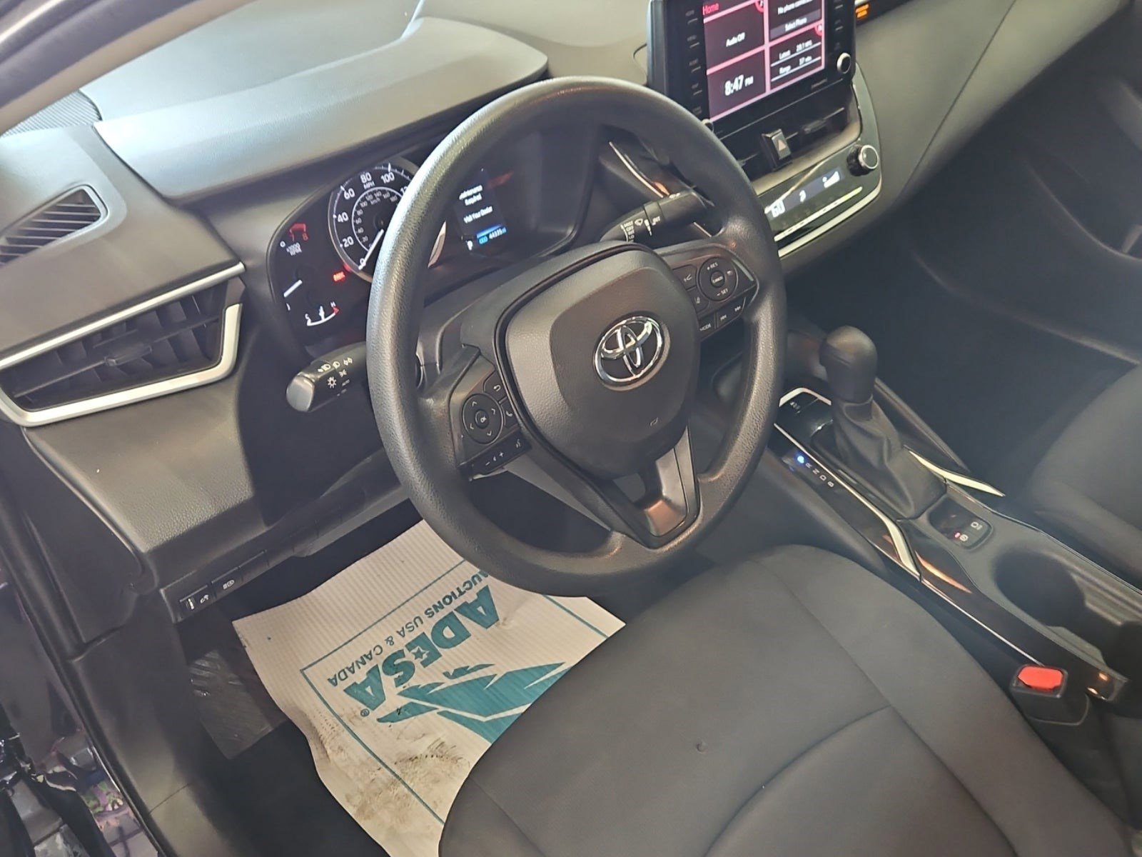 Used 2022 Toyota Corolla LE image 10