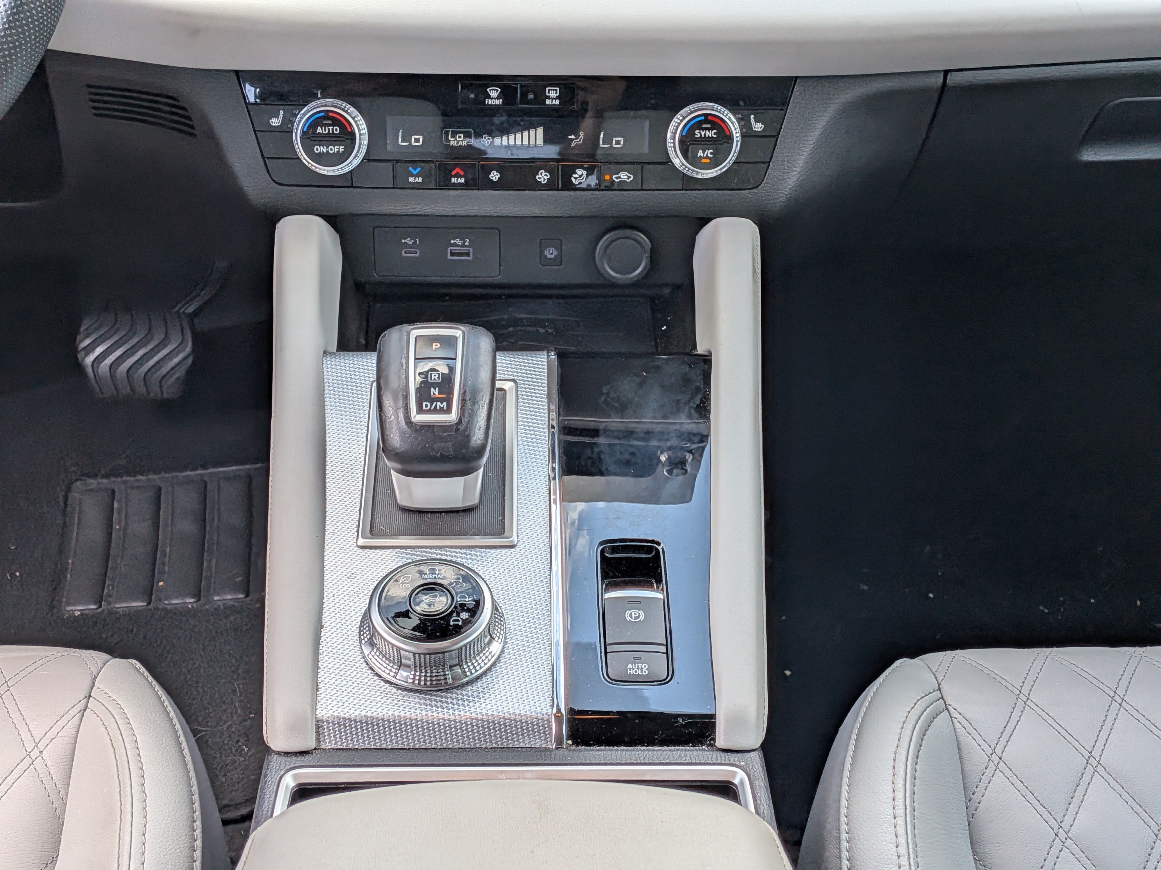 Used 2023 Mitsubishi Outlander SEL FWD image 19