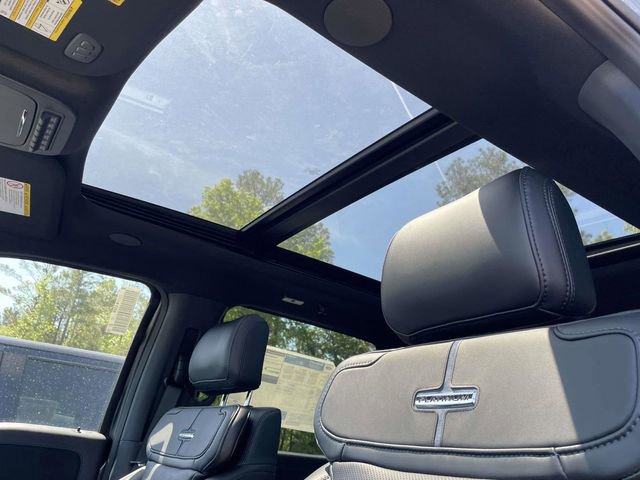 New 2026 Ford F250 Platinum AWD/4WD image 4