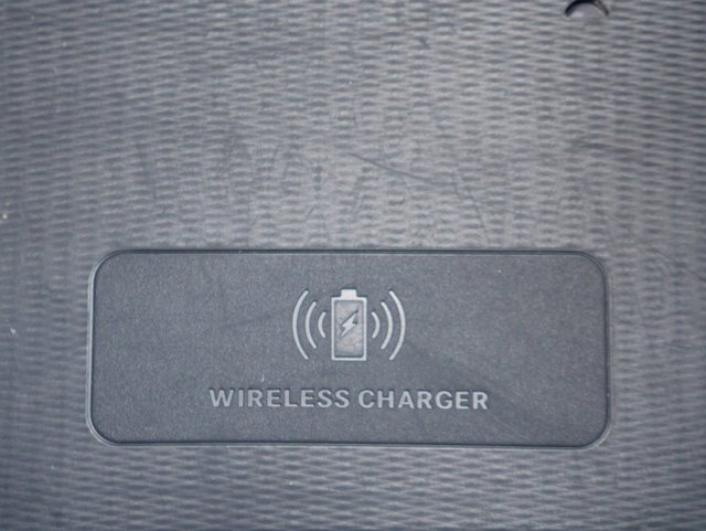 Used 2023 Jeep Grand Cherokee Altitude image 4