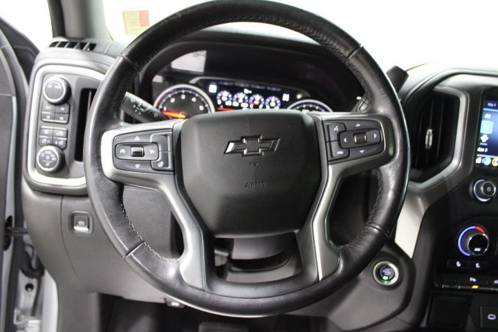 Used 2022 Chevrolet Silverado 1500 RST w/ Redline Edition AWD/4WD image 36