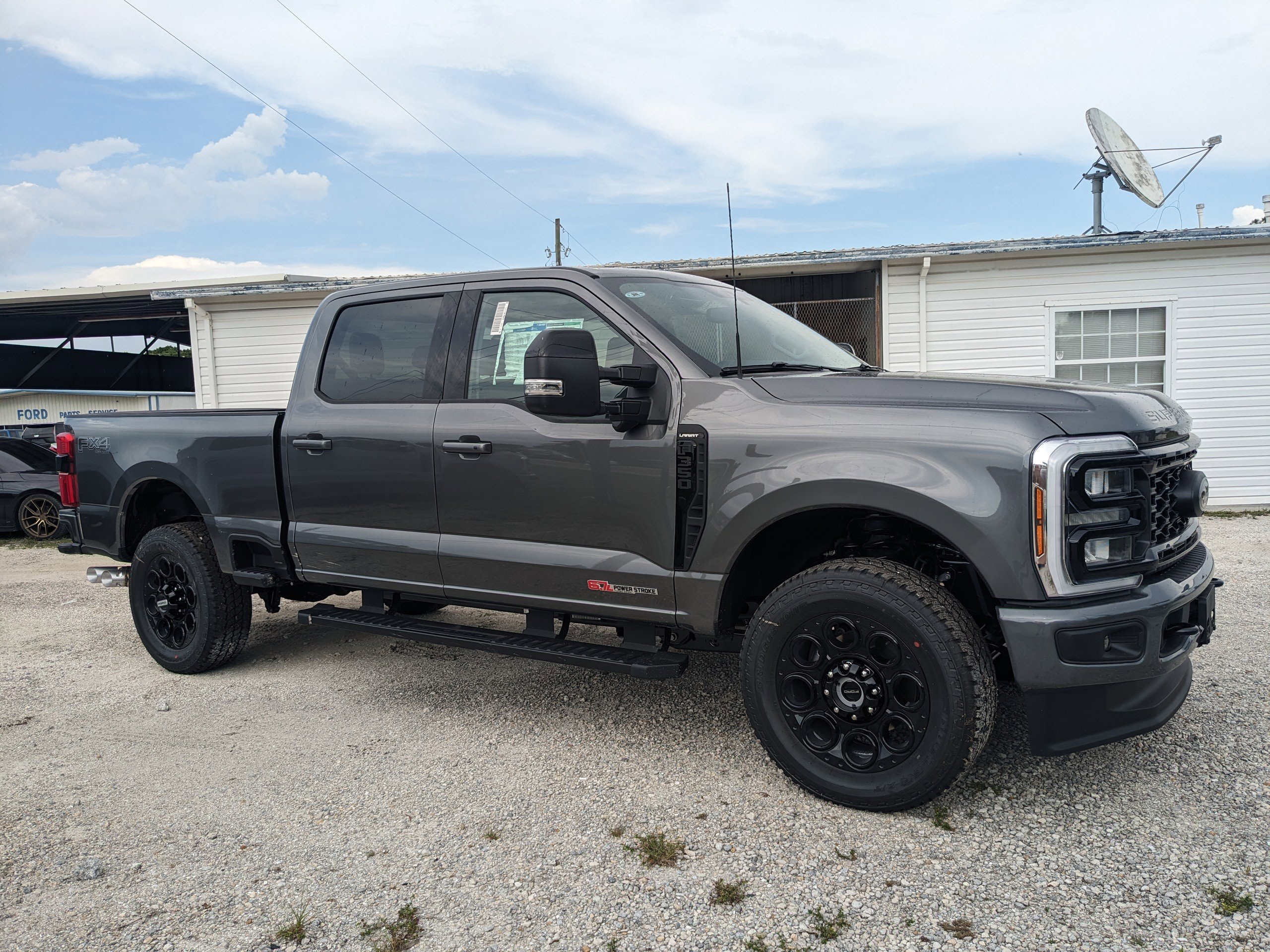 New 2025 Ford F350 Lariat w/ Black Appearance Package image 3