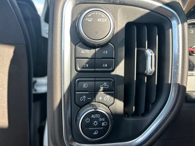 Used 2022 Chevrolet Silverado 1500 LTZ w/ LTZ Premium Package AWD/4WD image 16