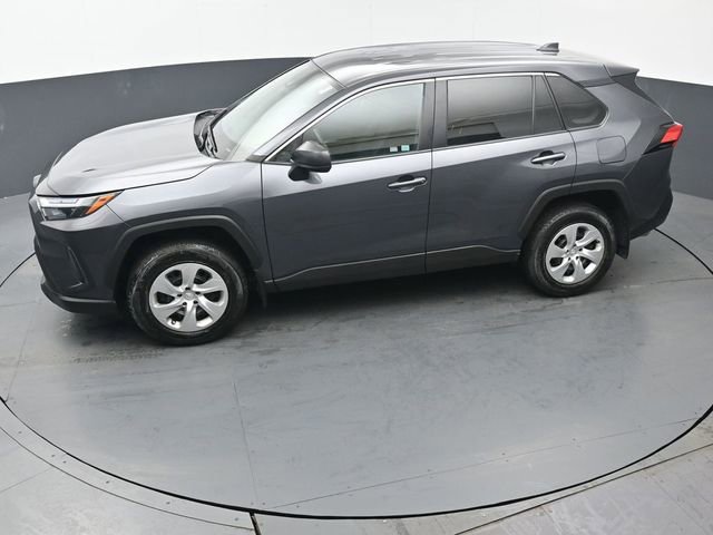 Used 2023 Toyota RAV4 LE AWD/4WD image 34