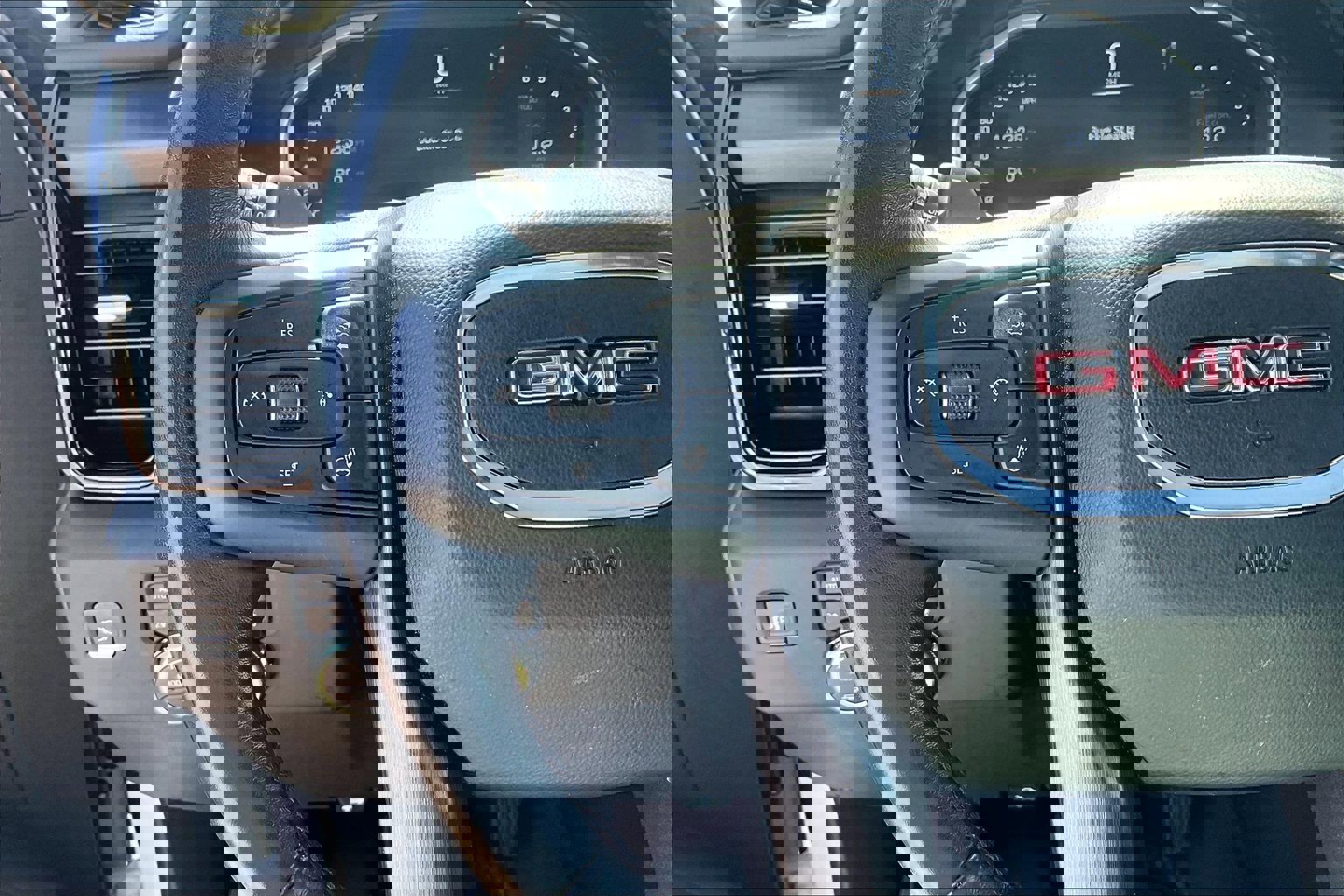 Used 2024 GMC Sierra 1500 AT4X image 12