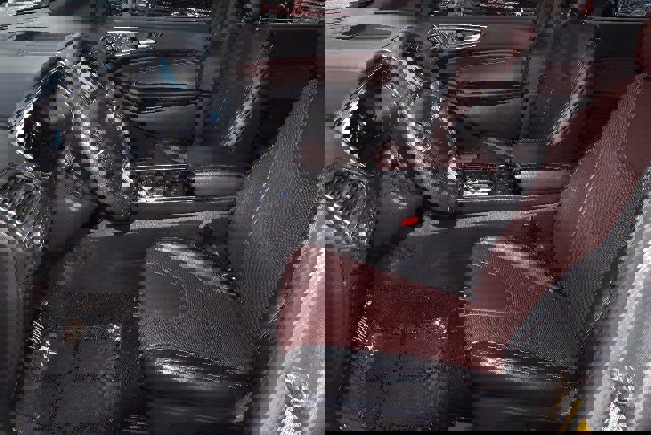 Used 2020 Ford Edge Titanium w/ Equipment Group 301A image 13